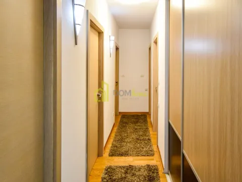 Izdavanje, trosoban stan, 120m², City Kvart, Podgorica - image 20