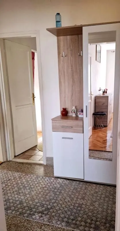 Prodaja, trosoban stan, 73m², Herceg Novi, Crna Gora