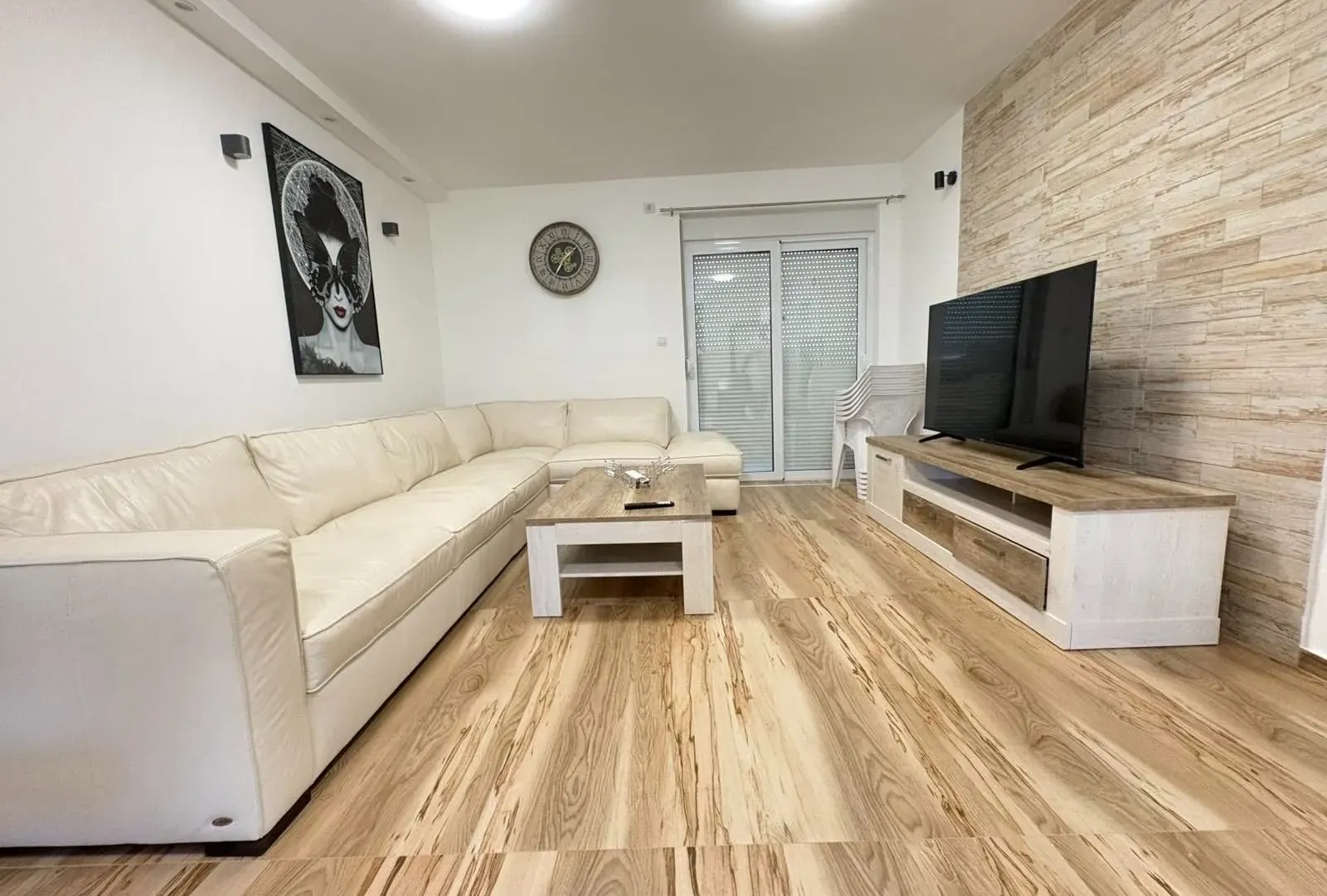 Rent, house, 170m², Zagorič, Podgorica