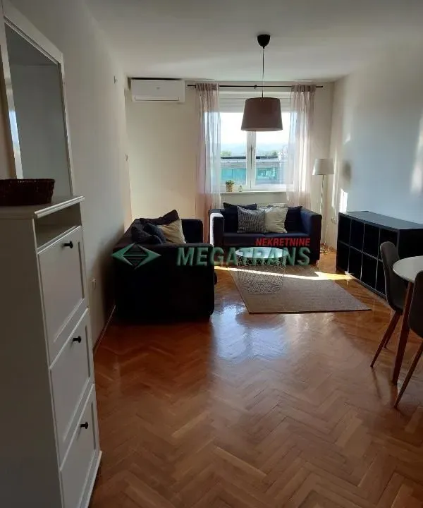 Izdavanje, dvosoban stan, 43m², Grbavica, Novi Sad Sve Podlokacije