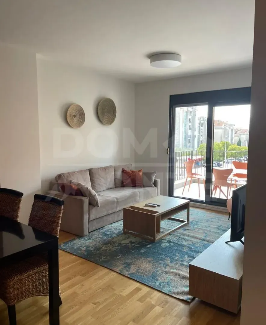 Rent, two bedroom apartment, 70m², Tivat, Crna Gora