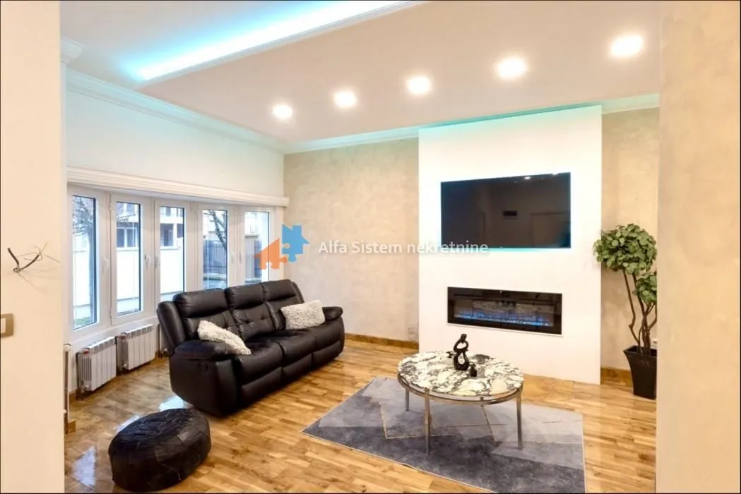 Izdavanje, kuća, 417m², Voždovac Sve Podlokacije, Beograd