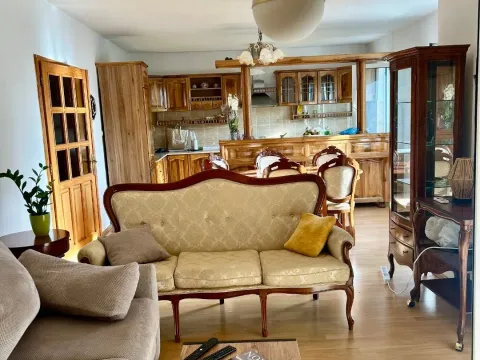 Rent, two bedroom apartment, 100m², Kalimanj, Tivat - image 19