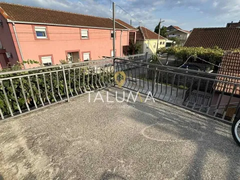 Rent, three bedroom apartment, 85m², Tološi, Podgorica - image 14