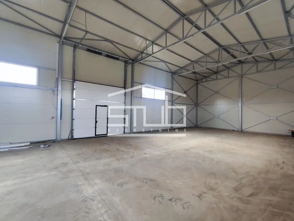 Sale, office space, 650m², Krnješevci, Stara Pazova