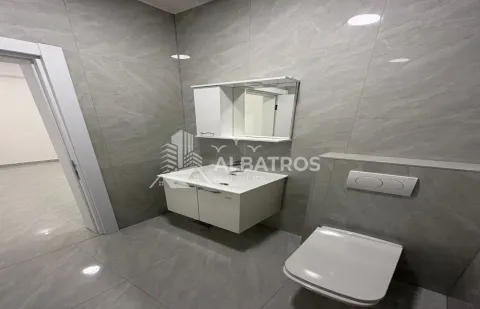 Rent, office space, 37m², Šušanj, Bar - image 5