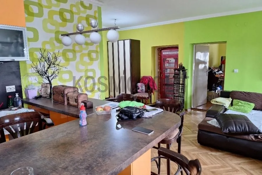 Prodaja, trosoban stan, 83m², Centar, Pančevo