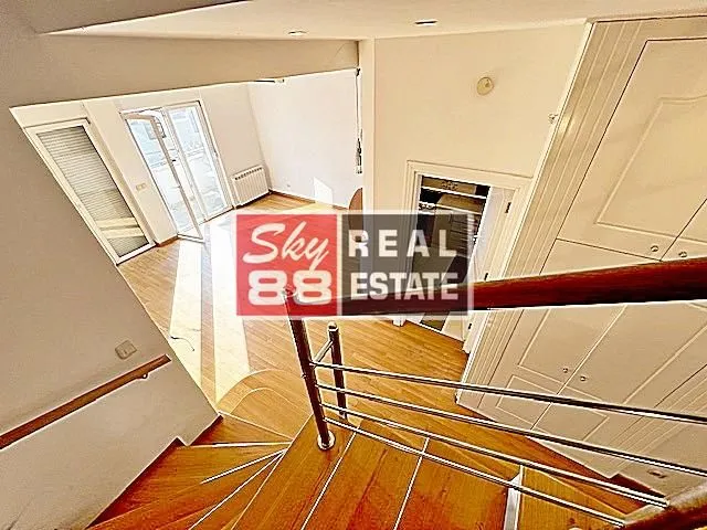 Prodaja, kuća, 215m², Savski Venac, Beograd