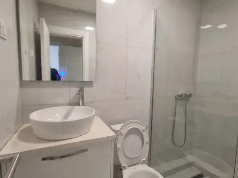 Sale, two bedroom apartment, 70m², City Kvart, Podgorica - image 8