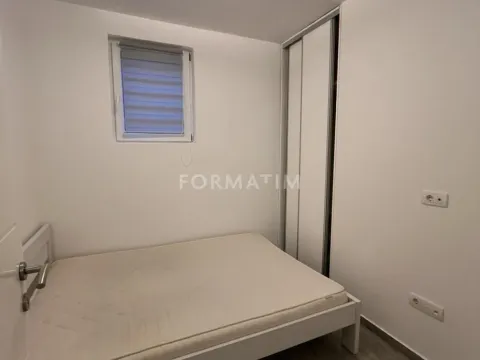 Izdavanje, trosoban stan, 80m², Gradska Bolnica, Zvezdara Sve Podlokacije - image 10