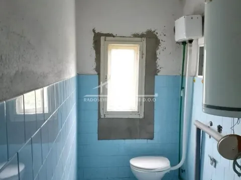 Prodaja, kuća, 66m², Umka, Beograd - image 10