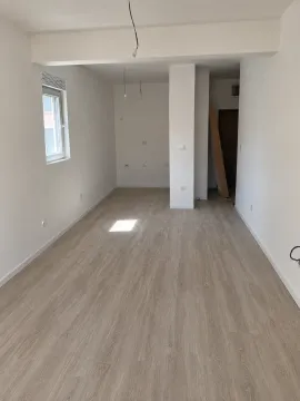 Prodaja, jednosoban stan, 56m², Lazi, Budva - image 6
