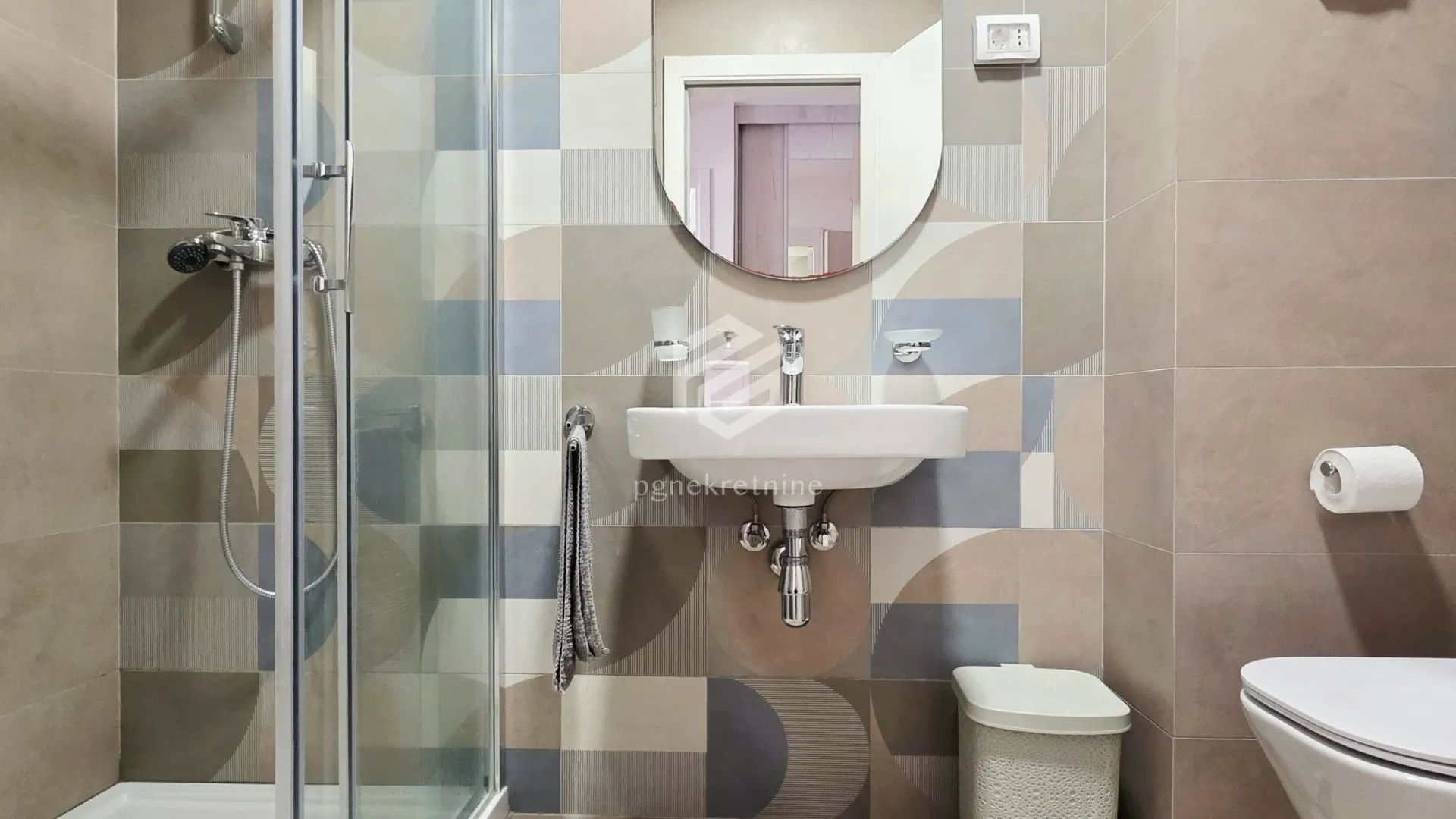 Prodaja, jednosoban stan, 41m², Pobrežje, Podgorica