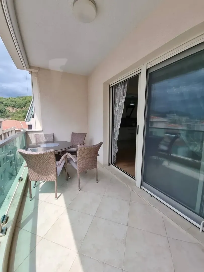 Sale, two bedroom apartment, 94m², Bečići, Budva