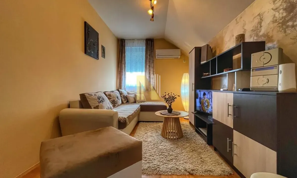 Izdavanje, dvosoban stan, 38m², Nova Detelinara, Novi Sad Sve Podlokacije