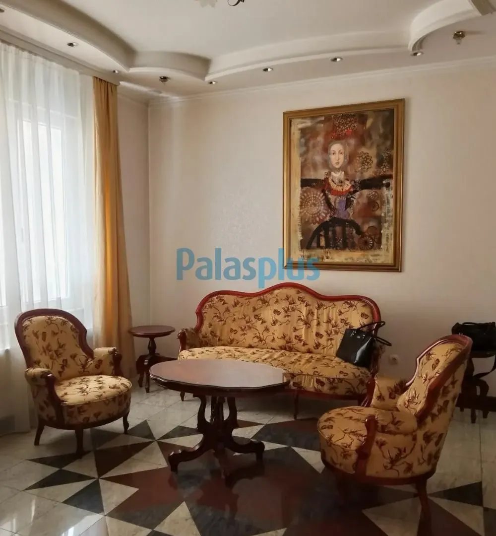 Prodaja, ugostiteljski objekat, 589m², Centar, Kragujevac