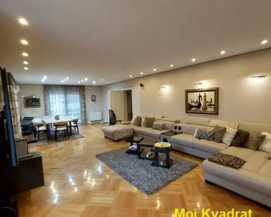 Prodaja, kuća, 400m², Čukarica, Beograd
