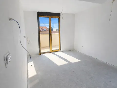 Prodaja, jednosoban stan, 46m², Zabjelo, Podgorica - image 2