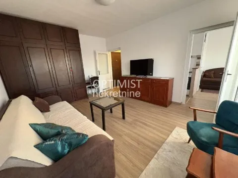 Rent, one bedroom apartment, 40m², Retenzija, Beograd - image 2