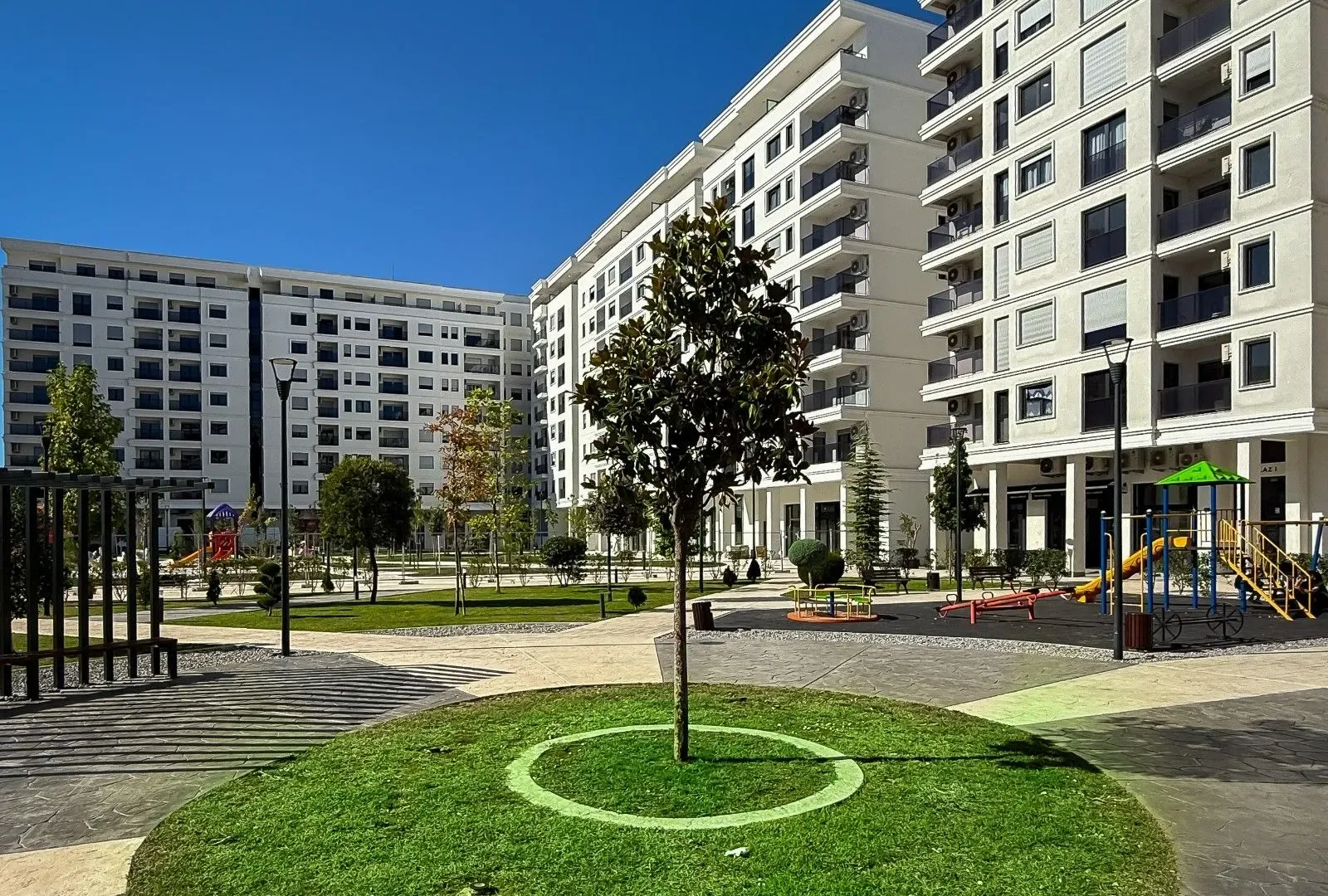 Prodaja, trosoban stan, 127m², Tološka šuma, Podgorica
