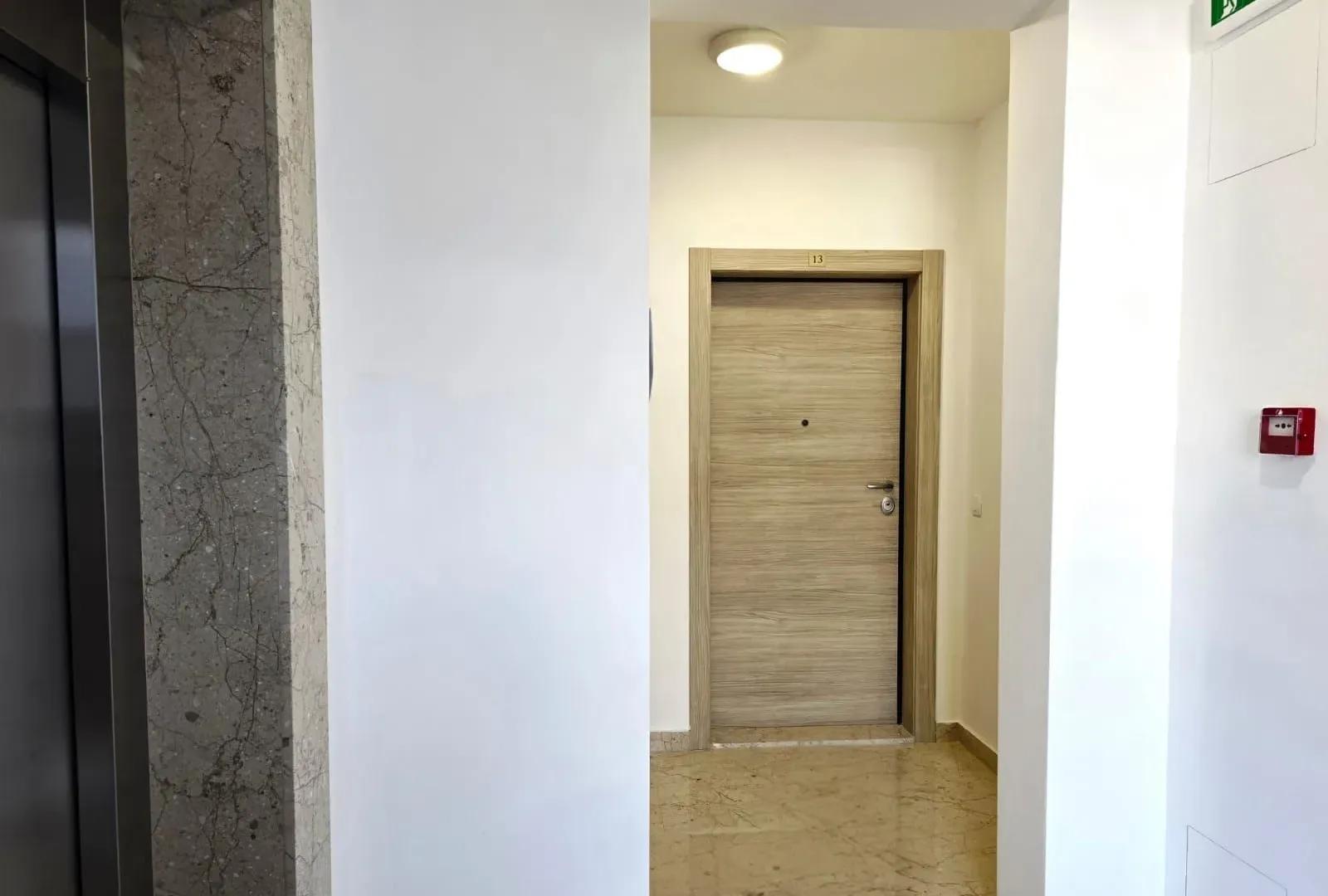 Prodaja, dvosoban stan, 65m², Centar, Budva