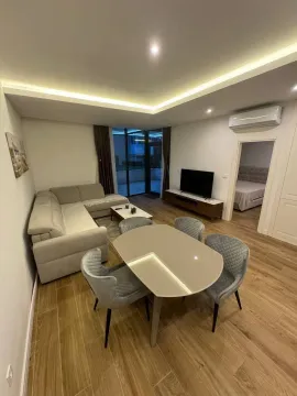 Sale, one bedroom apartment, 68m², Bečići, Budva - image 2