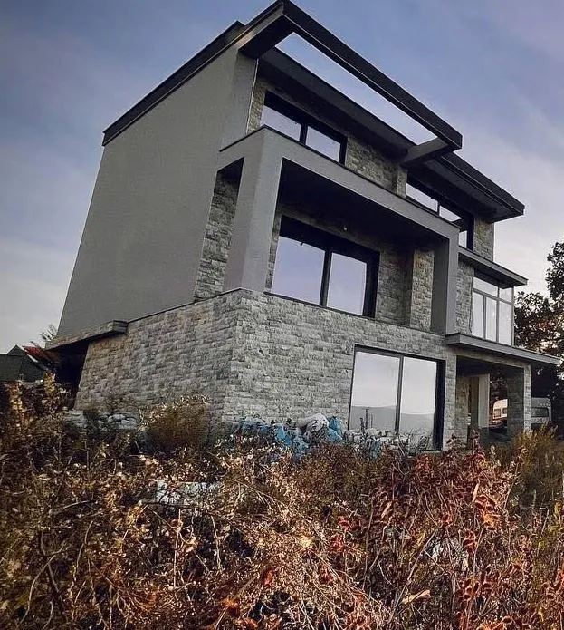 Prodaja, kuća, 230m², Kalimanj, Tivat