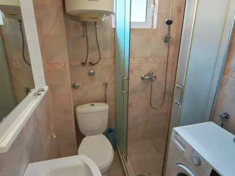 Izdavanje, jednosoban stan, 33m², Mainski Put, Budva - image 7