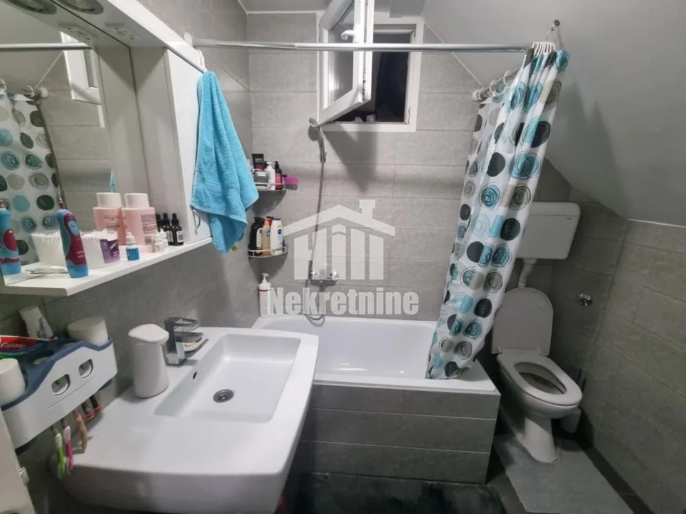 Sale, four bedroom apartment, 104m², Batajnica, Beograd