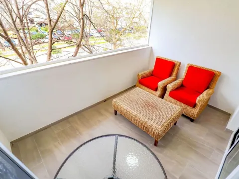 Prodaja, trosoban stan, 105m², Makedonsko naselje, Bar - image 15