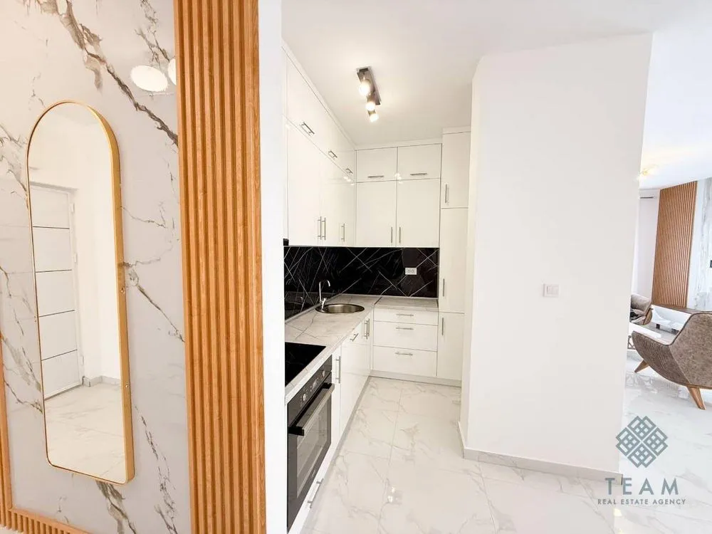 Rent, two bedroom apartment, 76m², Central Point, Podgorica