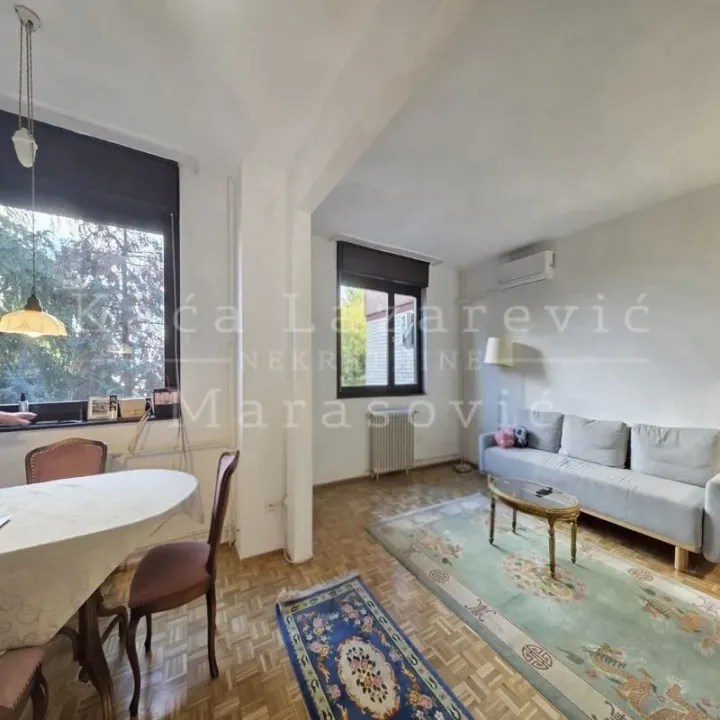 Prodaja, trosoban stan, 70m², Golf Naselje, Beograd