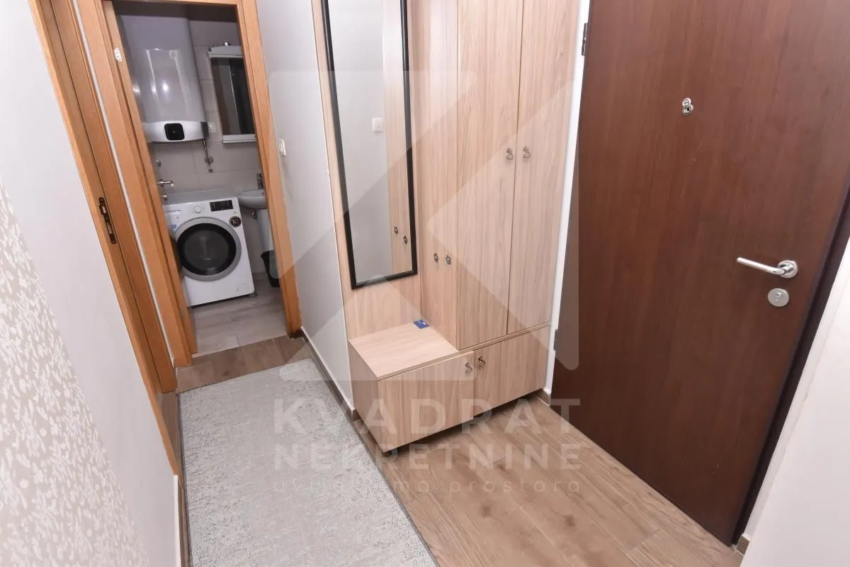 Prodaja, dvosoban stan, 65m², Ljubović, Podgorica