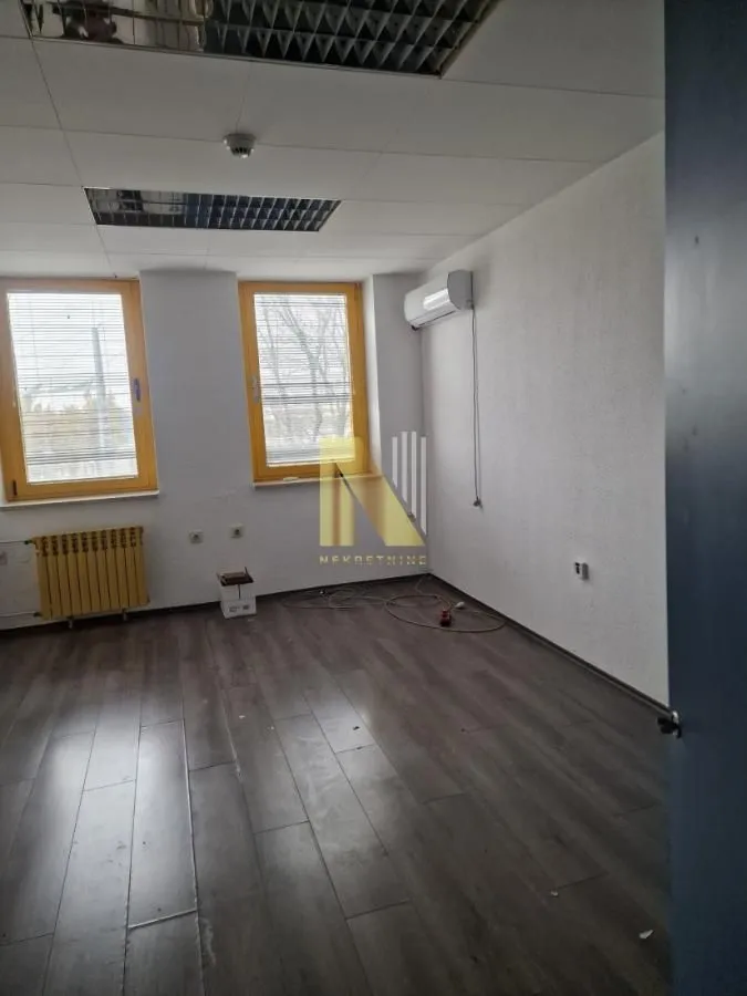 Rent, office space, 2158m², Klisa, Novi Sad Sve Podlokacije