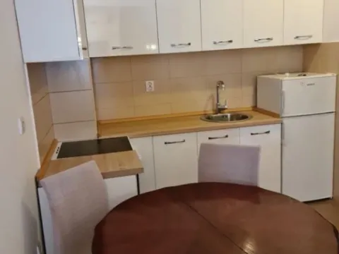 Rent, one bedroom apartment, 41m², Rozino, Budva - image 8