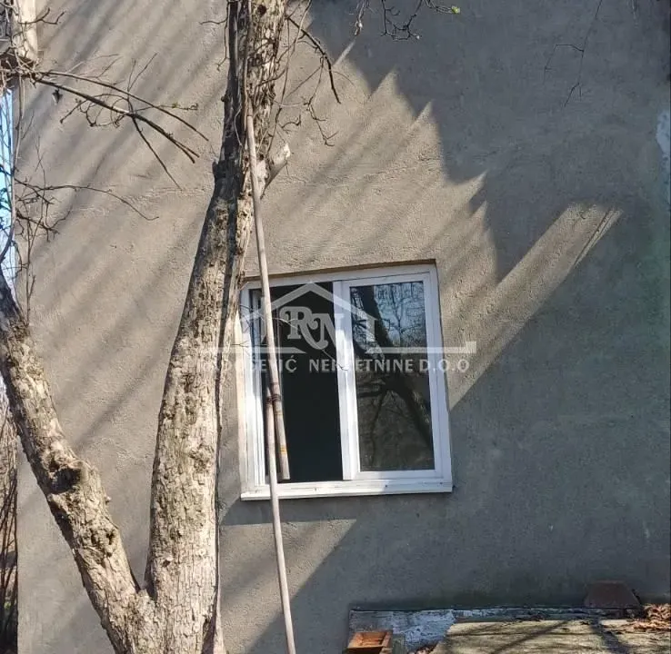 Sale, house, 65m², Resnik, Beograd