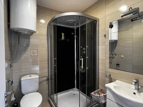 Sale, three bedroom apartment, 112m², Bečići, Budva - image 9