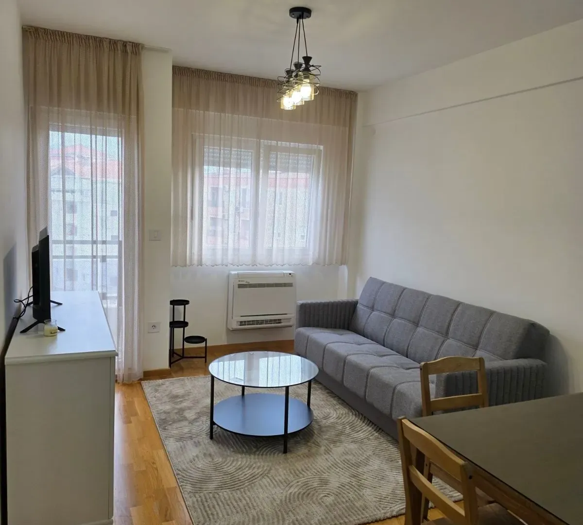 Izdavanje, jednosoban stan, 40m², Zabjelo, Podgorica