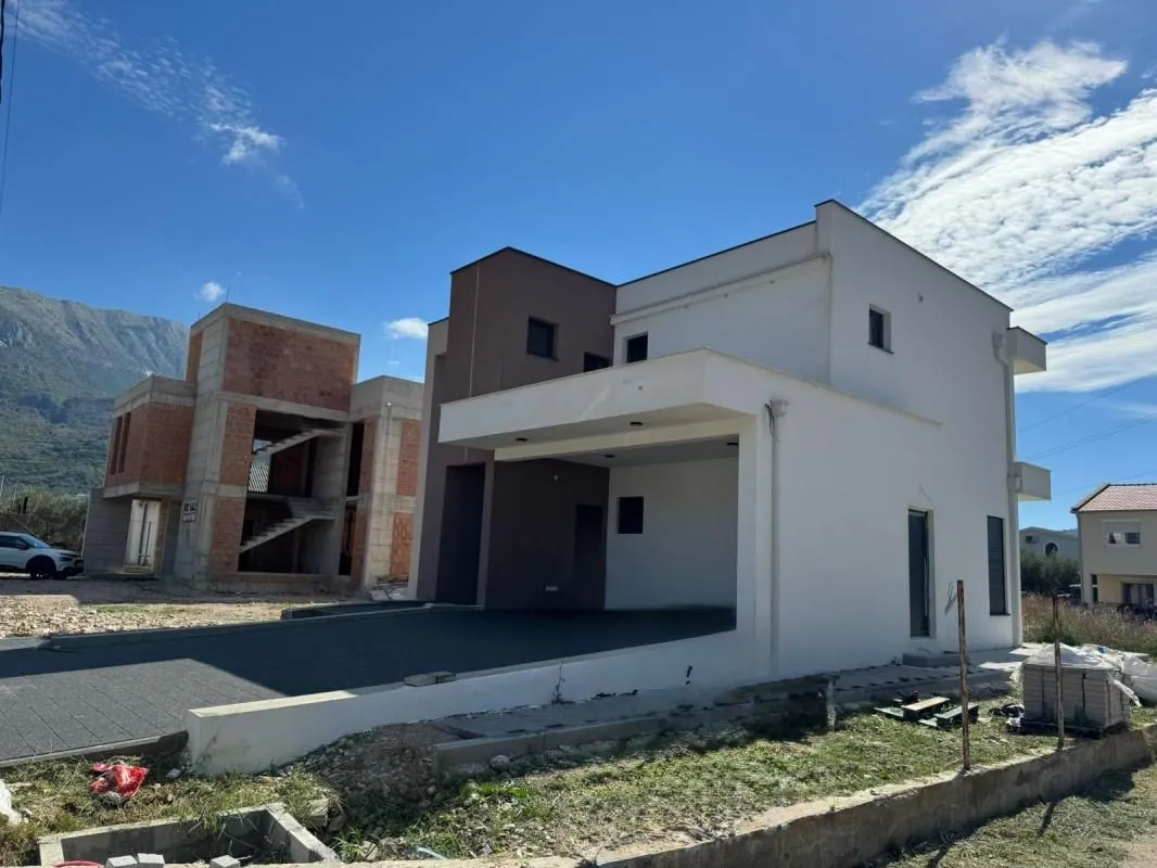 Prodaja, kuća, 196m², Bijelo Polje, Crna Gora