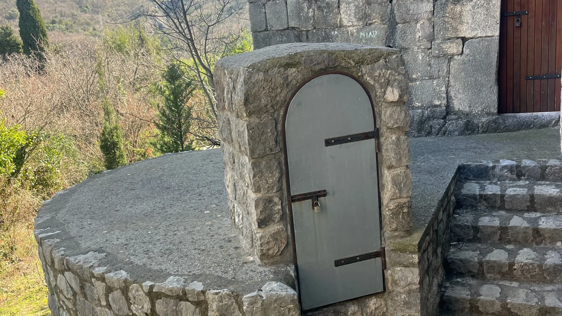 Sale, house, 550m², Bečići, Budva