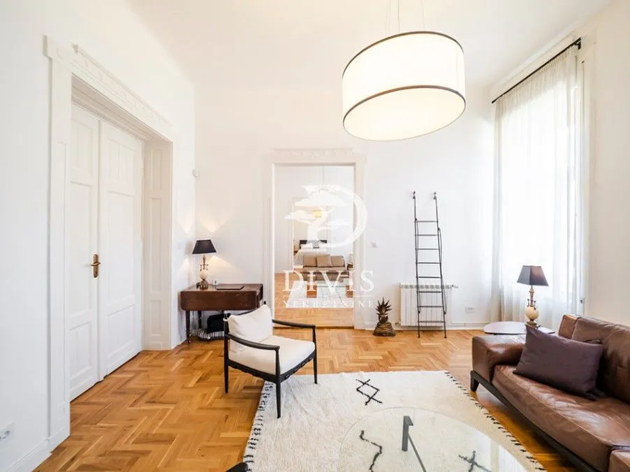 Prodaja, trosoban stan, 153m², Centar, Subotica