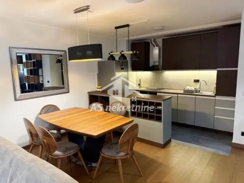 Izdavanje, trosoban stan, 90m², Banovo Brdo, Beograd - image 7