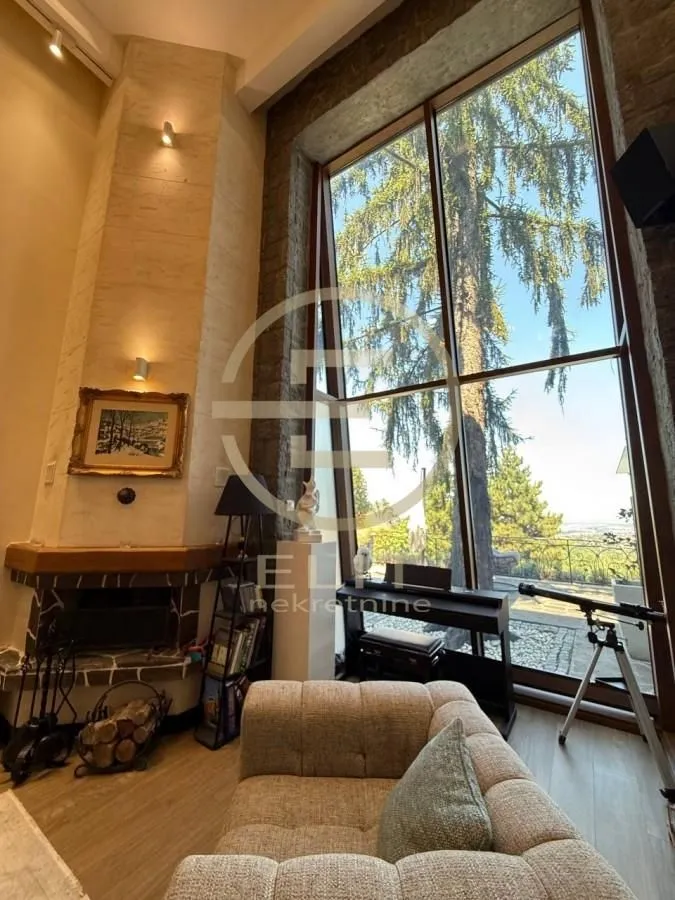 Prodaja, kuća, 318m², Petrovaradin, Novi Sad