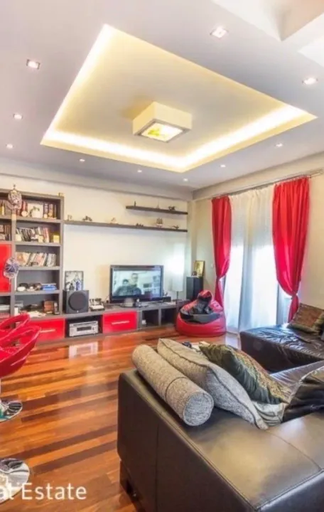 Prodaja, trosoban stan, 80m², 1 maj, Podgorica