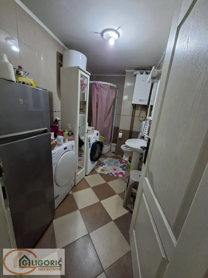 Prodaja, četvorosoban stan, 82m², Gornji Grad Margita, Pančevo