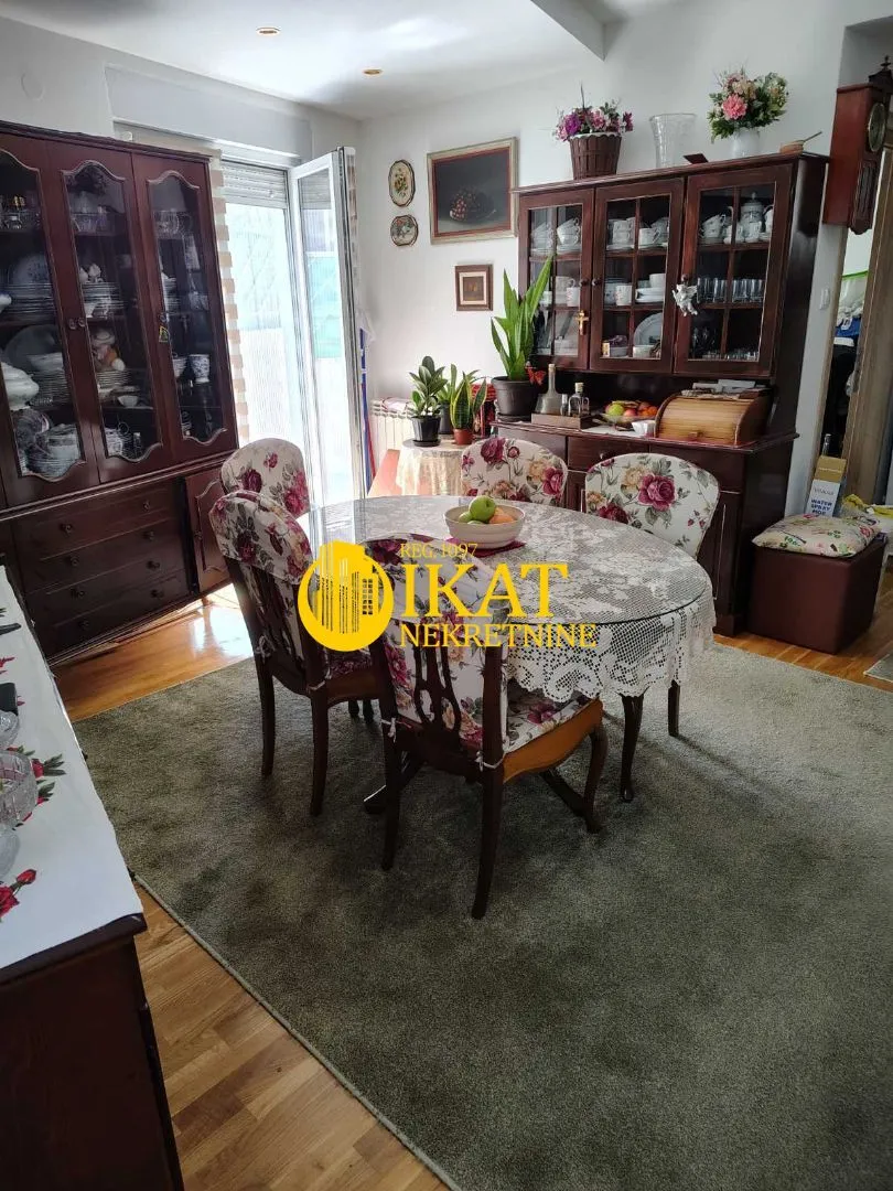 Prodaja, trosoban stan, 53m², Zvezdara Sve Podlokacije, Beograd
