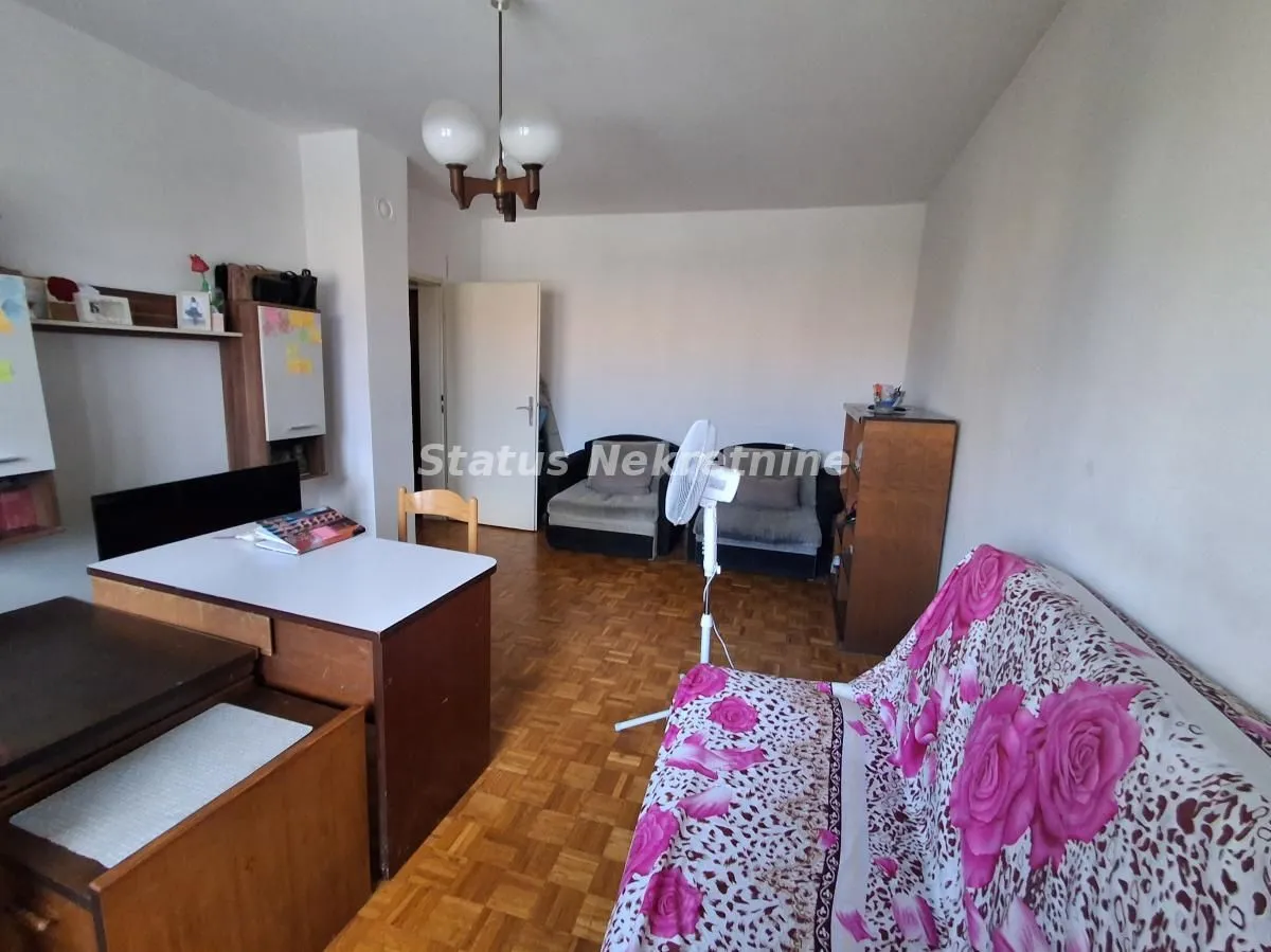 Prodaja, jednosoban stan, 35m², Nova Detelinara, Novi Sad Sve Podlokacije