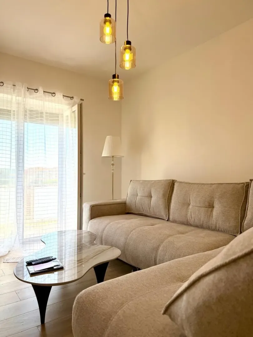 Rent, one bedroom apartment, 55m², Centar, Tivat
