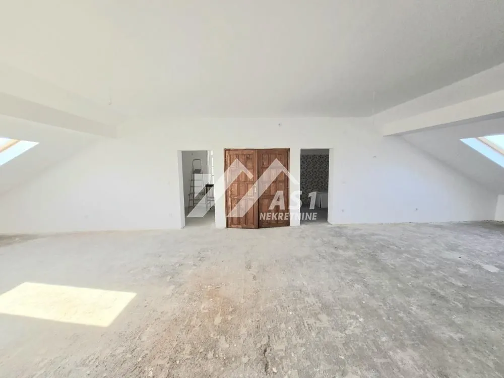 Rent, house, 360m², Telep, Novi Sad Sve Podlokacije