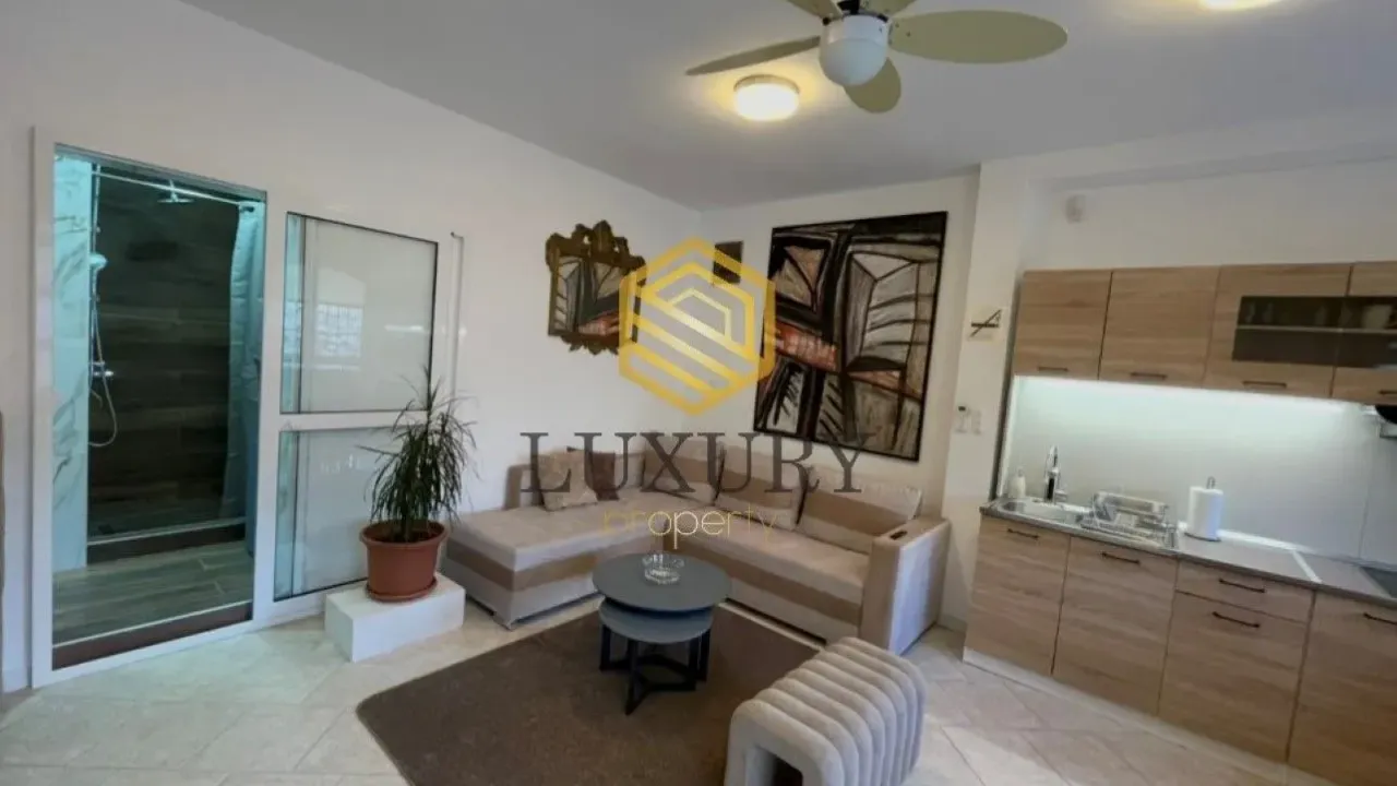 Rent, studio apartment, 30m², Stara Varoš, Podgorica